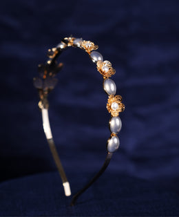 Luxe Bloom Cat-Eye Hairband