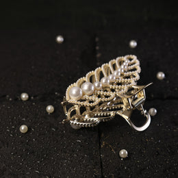 Pearl & Crystal Butterfly Hair Clutcher / Claw