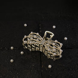 Pearl & Crystal Bow Hair Clutcher / Claw